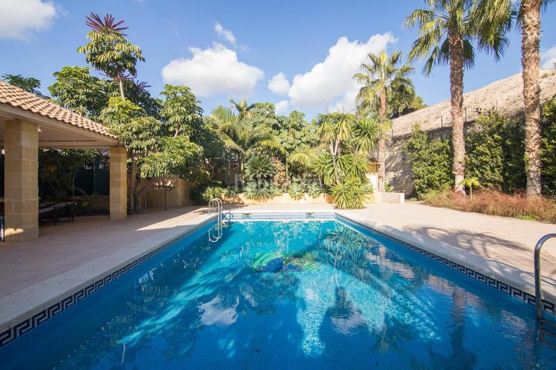 Foto 6d819c4e-788c-4ab3-bb0e-8525d50b25d9. Chalet magnífico chalet a la venta en bonavista, elche! en Elche / Elx
