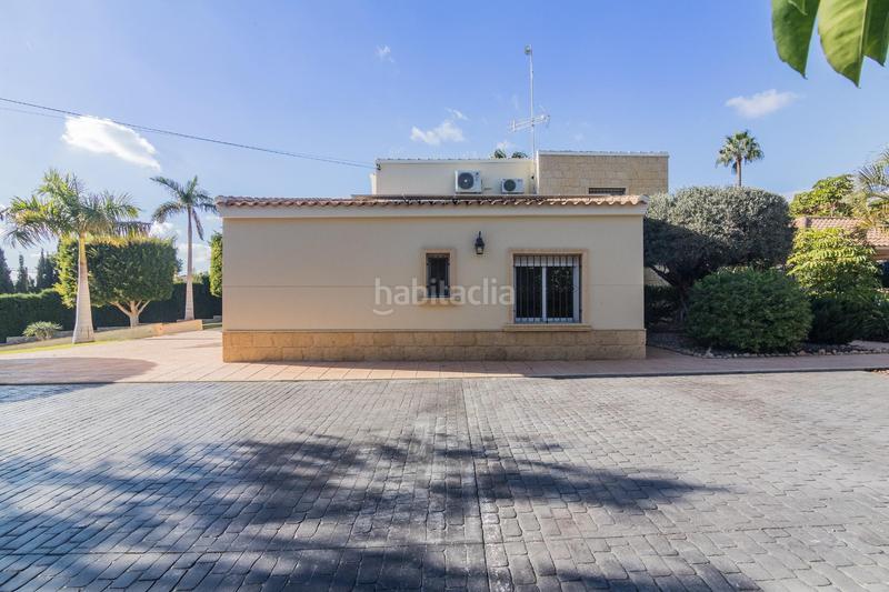 Foto d0f95d69-ec0f-4c6c-9daf-82d69cf7f809. Chalet magnífico chalet a la venta en bonavista, elche! en Elche / Elx