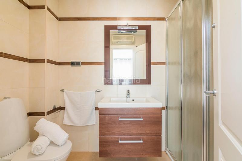 Foto e03157e2-fbee-4aad-afc2-f9623753d68d. Chalet magnífico chalet a la venta en bonavista, elche! en Elche / Elx