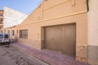 Local commercial  Calle dos de mayo. Gran oportunidad, local para negocio en la algueña!