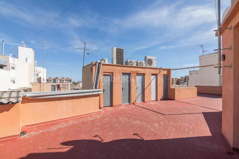 Foto a9808370-161d-4ce7-931f-1d82a54c8430. Flat with heating in Centro Elche / Elx