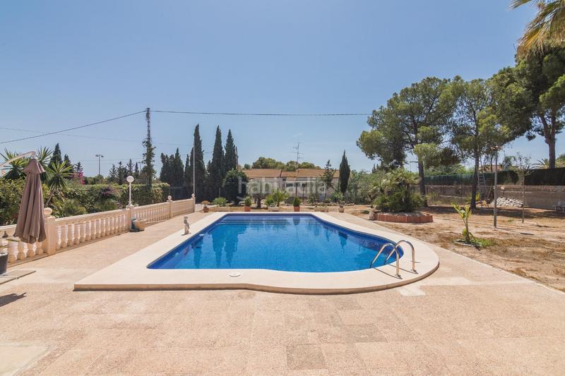 Foto 4c04832f-a0da-4822-aff1-d067d89ce60b. Chalet exclusivo chalet a la venta en peña de las aguilas! en Elche / Elx