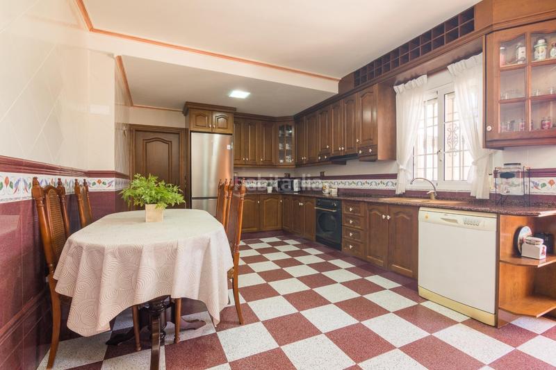 Foto 85c16cb3-5597-43ca-9e55-d12f40ecac8a. Chalet exclusivo chalet a la venta en peña de las aguilas! en Elche / Elx