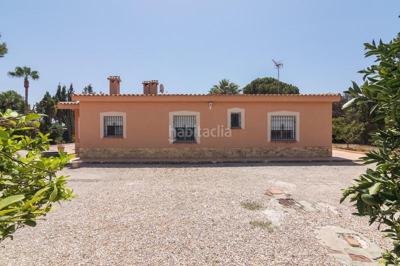 Foto e9b0290b-1e15-4e2b-9c4e-81280b41f791. Chalet exclusivo chalet a la venta en peña de las aguilas! en Elche / Elx