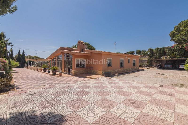 Foto f20cc52f-21bb-4408-b0be-f4b86041876e. Chalet exclusivo chalet a la venta en peña de las aguilas! en Elche / Elx