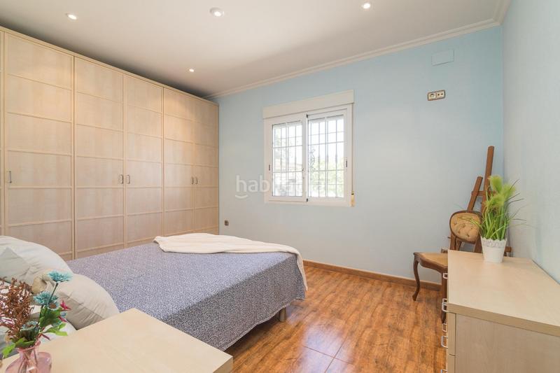 Foto f3475ea4-8d46-426d-9921-9c785e8afb91. Chalet exclusivo chalet a la venta en peña de las aguilas! en Elche / Elx