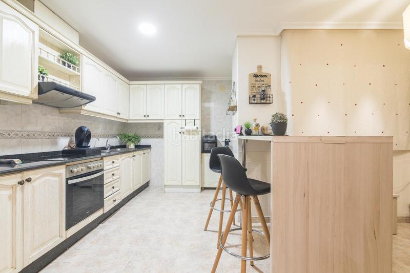 Foto cc035aa3-b552-42c9-a23c-27b8d2983629. Appartement dans oscar espla 8 dans Petrer