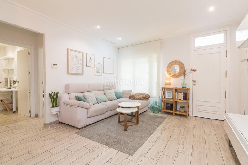 Foto 947361a6-bfba-461c-a82b-6d9a42063fd3. Planta baixa a calle de beethoven 5 a Centro Elche / Elx