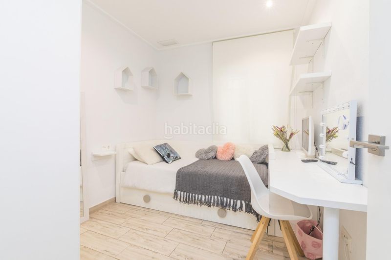 Foto cbb5e124-67e2-457b-a11b-a7d86dc98baf. Planta baixa a calle de beethoven 5 a Centro Elche / Elx