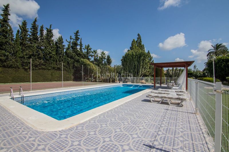 Foto 2a268ff6-0bf1-4911-9f71-626fd56b76c3. Xalet amb aparcament piscina a Alzabares Elche / Elx