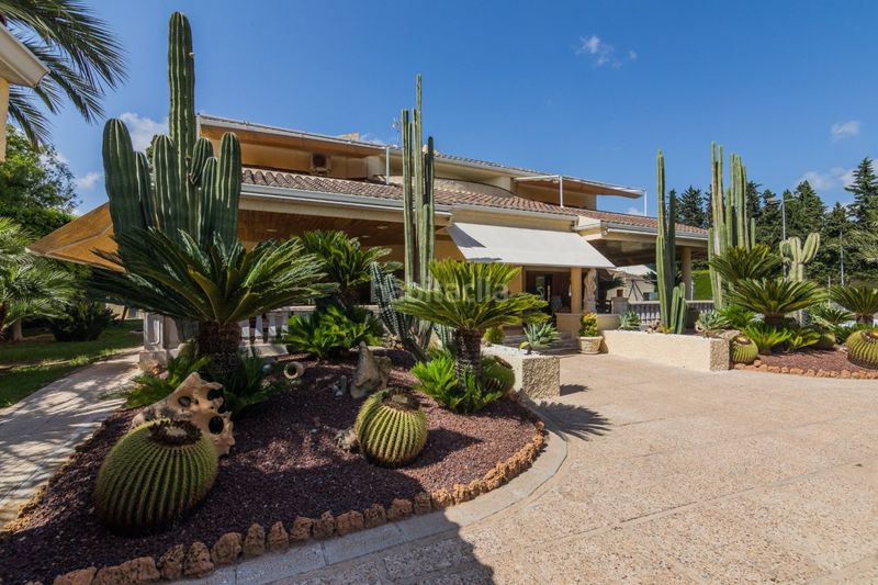 Foto 2f54ab76-5f2b-4fee-93c5-35e82b9e5d2f. Xalet amb aparcament piscina a Alzabares Elche / Elx