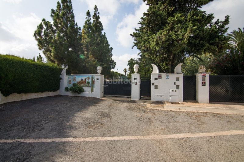 Foto 8c01dab0-3194-4d6d-b1a8-3acd95ee8476. Xalet amb aparcament piscina a Alzabares Elche / Elx
