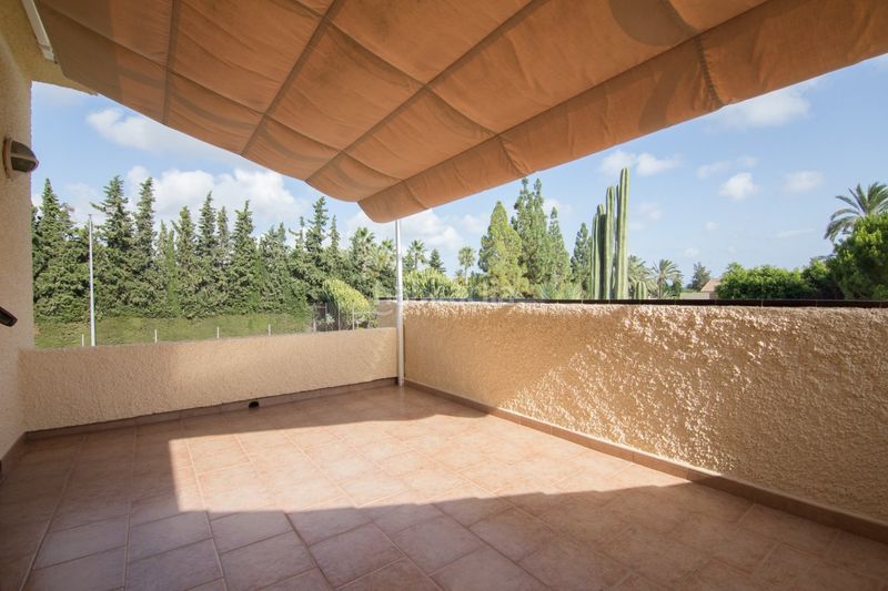 Foto ad0813e7-a188-4a57-8489-6164400cdf8d. Xalet amb aparcament piscina a Alzabares Elche / Elx