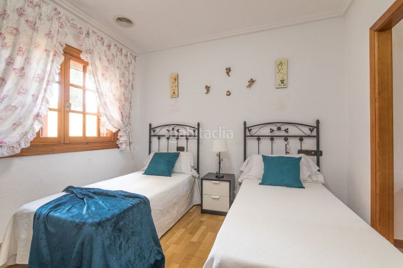 Foto c80c3f02-fe47-427a-883d-54d12e42dcd7. Xalet amb aparcament piscina a Alzabares Elche / Elx