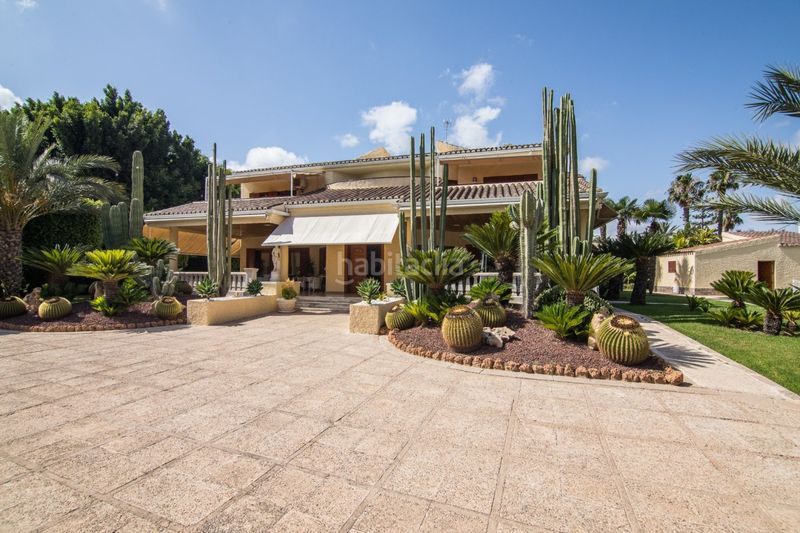 Foto caaa7c22-b568-49aa-aa89-d575b102464a. Xalet amb aparcament piscina a Alzabares Elche / Elx