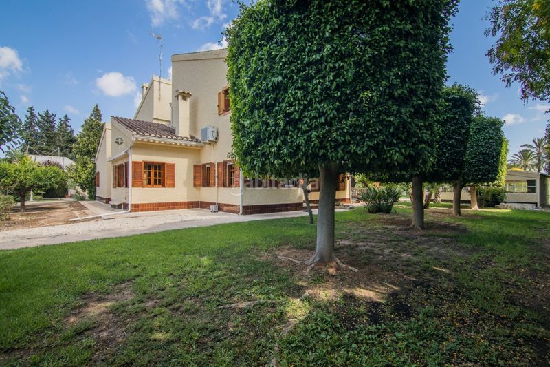 Foto e07d32d0-96a1-4fe8-912a-50d01a2f58fb. Xalet amb aparcament piscina a Alzabares Elche / Elx