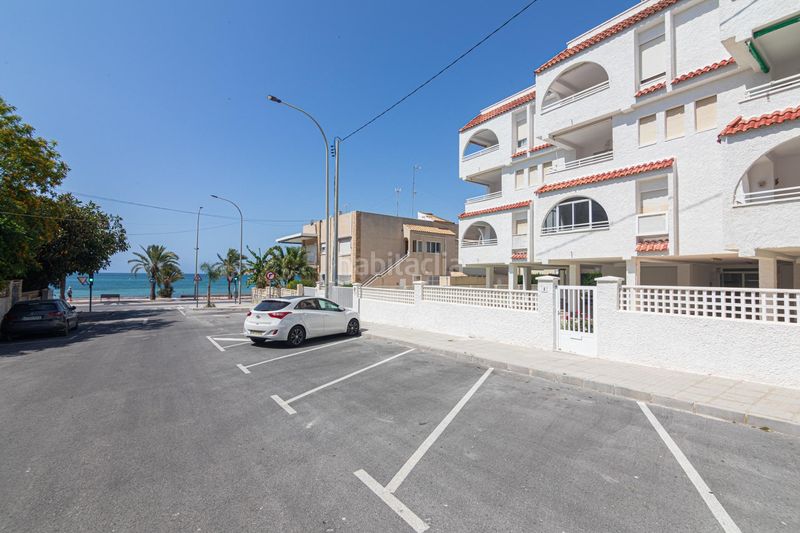 Foto 0cf4eed9-d5c8-4e81-b8e8-cb9633566a0b. Pis a calle ecuador 3 a Calas Santiago Bernabeu Santa Pola