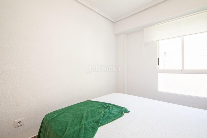 Foto dc49a537-b41b-41a0-bf27-45a62f375be0. Pis a calle ecuador 3 a Calas Santiago Bernabeu Santa Pola