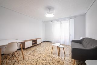 Miete Etagenwohnung  Nou de sant antoni 7. Piso en alquiler en pleno centro de elche!