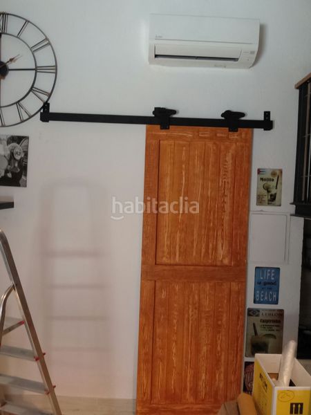 Foto 1ab407fa-35cc-402a-839d-b7ab01bd61f7. Local comercial amb calefacció a Porta Barcelona