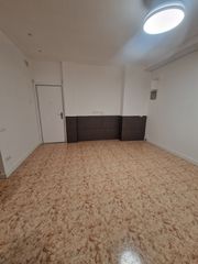 Rent Studio in Carrer del comandant benítez 16. Comandante benitez