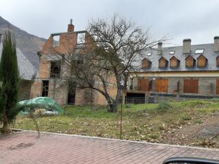 Terreny residencial a Polígono saviela,  3. Terreno situado en les con vivienda en construccion.