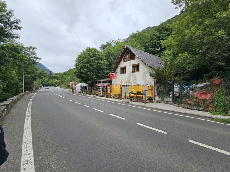 Foto 453b7b41-bd0e-4801-9386-53fe05d4c464. Local comercial a Bausen