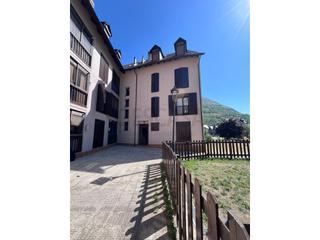Appartement  N/a. Amplio piso en exclusiva en vielha