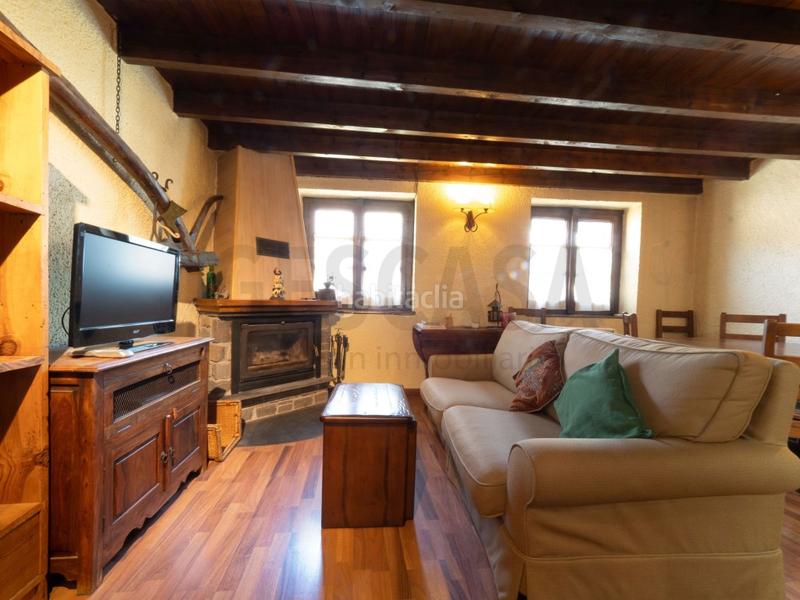 Foto bdb91124-6a1d-47c1-8cf8-328126325640. Casa  en tredós en Tredòs Naut Aran
