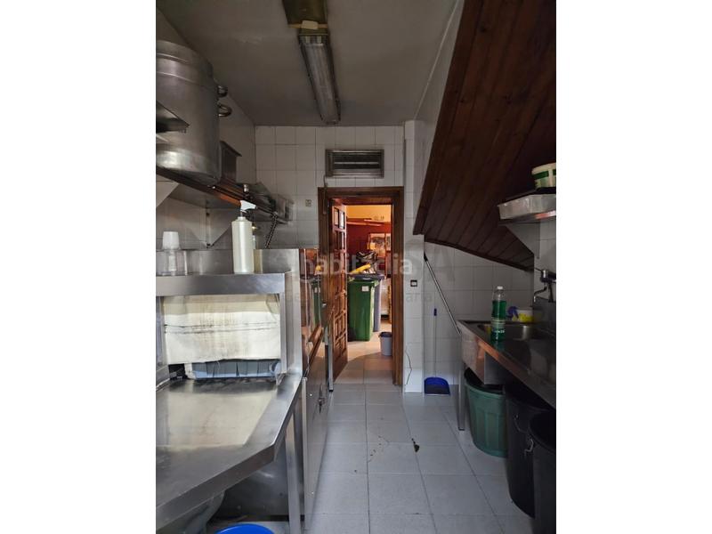 Foto e2c3da10-14a6-4d86-9946-a742c937f770. Local commercial dans Bossòst