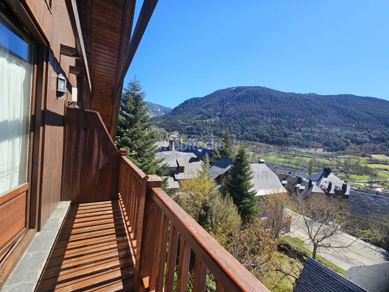 Foto 434f07c6-cc92-4f43-b319-7eecc98b2305. Duplex con parcheggio in Salardú Naut Aran