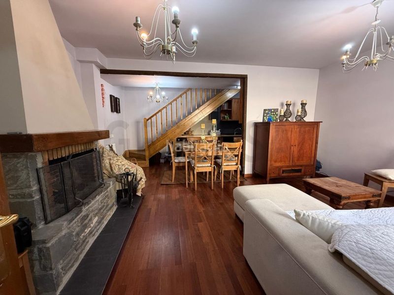 Foto c9a2a0b2-3495-4b5b-b653-687b3e7aa899. Casa amb aparcament a Bossòst