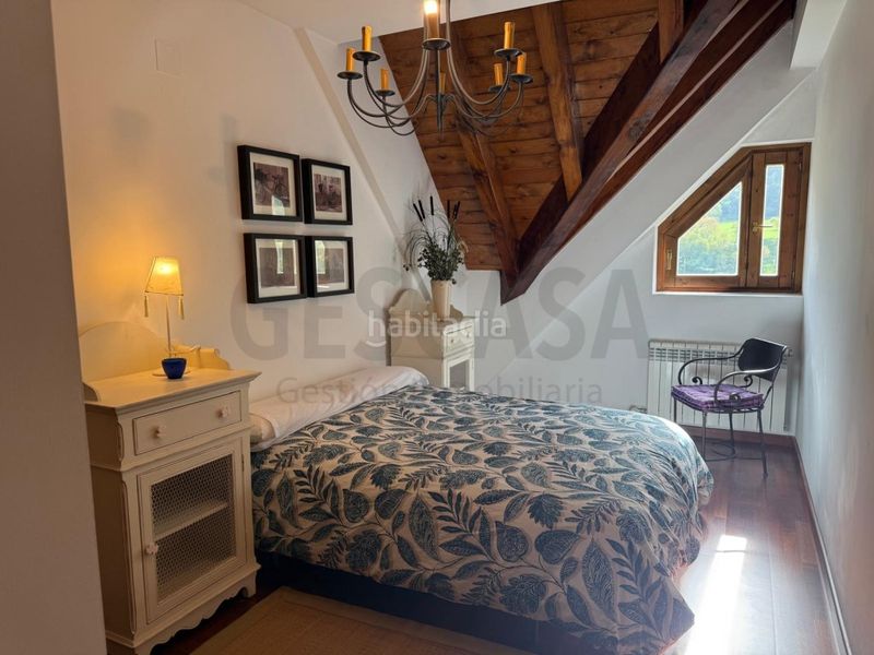 Foto cec5c522-21a1-4bd5-922b-6d1d863d86b4. Casa amb aparcament a Bossòst