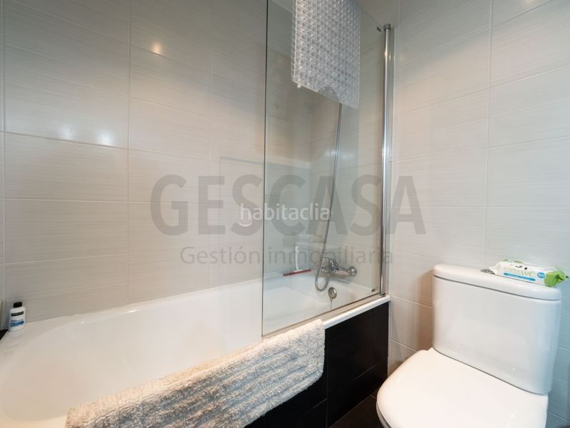Foto 98adf28e-e3eb-4975-be91-572d11e42920. Apartament amb aparcament a Pont de Suert (El)