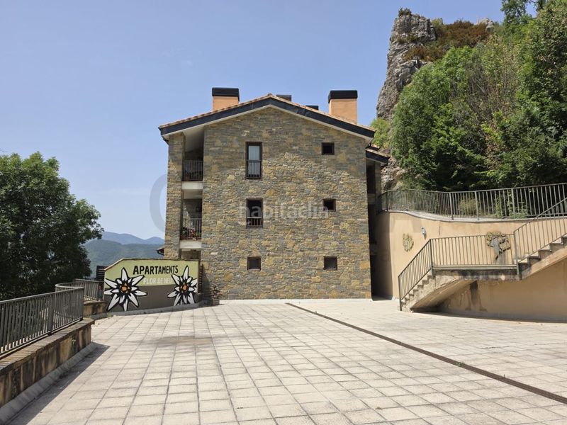 Foto c8976cbc-c485-4146-adb0-3f476b5bcbdd. Apartament amb aparcament a Pont de Suert (El)