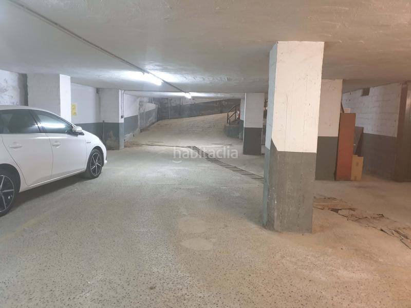 Foto 866509b8-51e0-427f-a93e-ee761819c2cb. Parking coche en Zumarraga