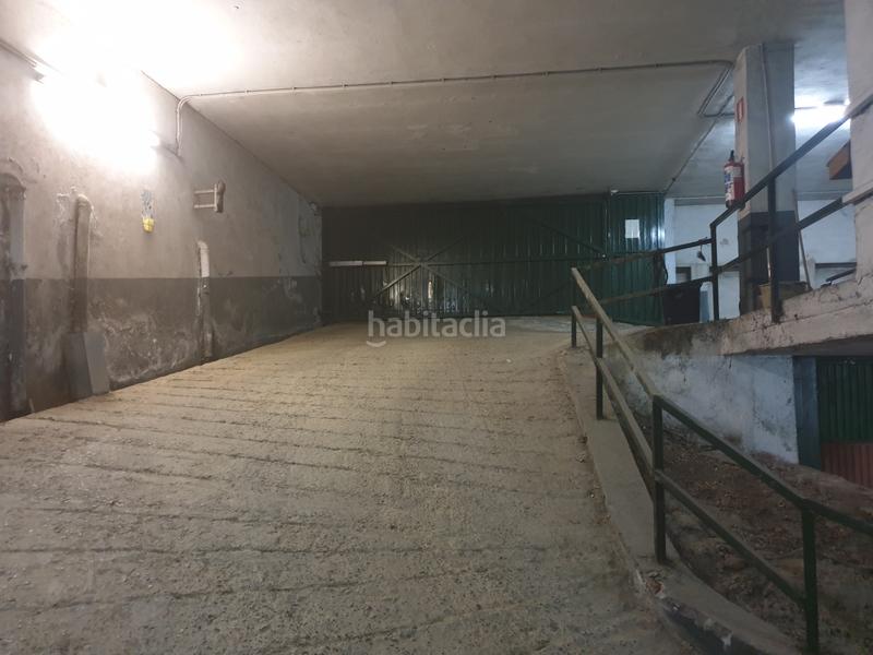 Foto 94aa880f-ddac-43c6-add8-31cc881e6c01. Aparcament cotxe a urdaneta a Zumarraga