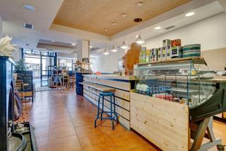 Locale commerciale in Larretxipi kalea 5. Magnifico local montado como negocio !!