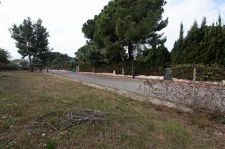 Terreny residencial a Calle prunes 6. Solar urbano sin edificar en  urbanización cruz de gracia con vi