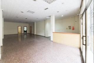 Miete Geschäftsraum in Alcublas 1. Local comercial de 330 m2 en la mejor ubicación de lliria junto