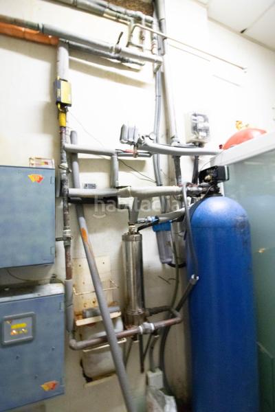 Foto 1cde228b-6739-40aa-8eaa-2f9c011a71fb. Pas-de-porte local commercial dans Arrancapins Valencia