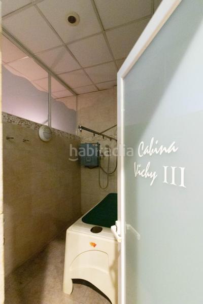 Foto 2143fec0-6430-4df3-8fe1-53bea0596c2e. Traspàs local comercial a Arrancapins Valencia