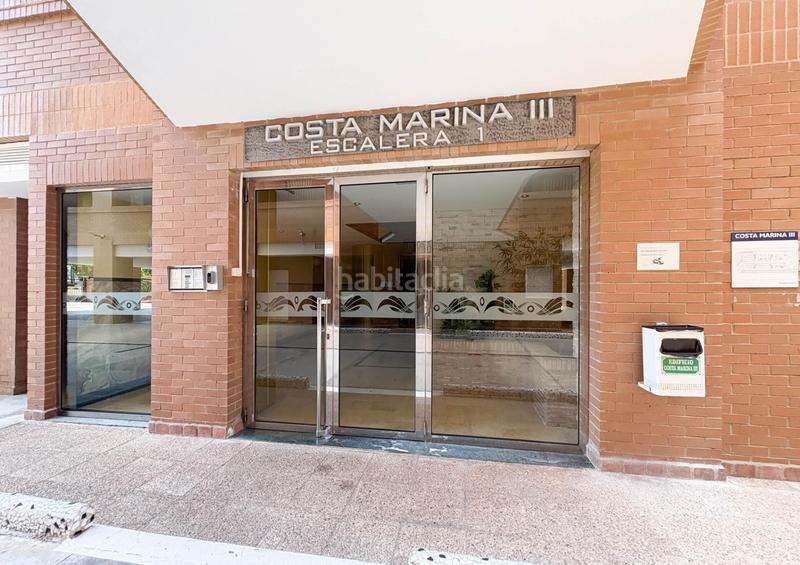 Foto 9326d27d-1cf2-4f70-b222-23e6c67087e8. Apartamento  en primera linea con licencia turistica en Oropesa del Mar