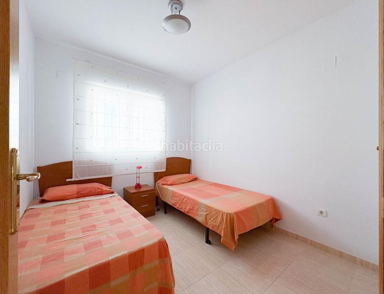 Foto e68cd8dc-dea8-46c6-b6f4-f01f52de2083. Apartamento  en primera linea con licencia turistica en Oropesa del Mar