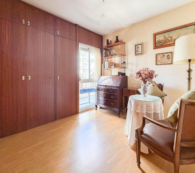 Foto 19ecc646-4846-40c4-9007-92902f0d2cf0. Appartamento in avenida menendez y pelayo 3 in Jaume Roig Valencia