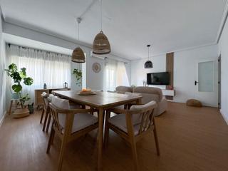 Pis  Calle elena tamarit 5. Hermoso piso de 4 dormitorios, baño, aseo, galería, balcónterraz