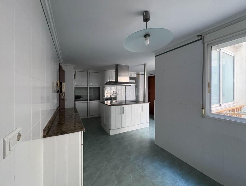 Foto 7b6bda12-6f02-4785-a5af-00fc2bea18f1. Affitto appartamento in calle ruzafa 30 in Russafa Valencia