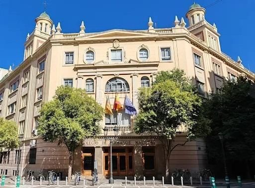 Piso en calle salamanca 42 elegancia, luz y caracter en el corazón del ensanche de valència en Valencia - Imagen 28