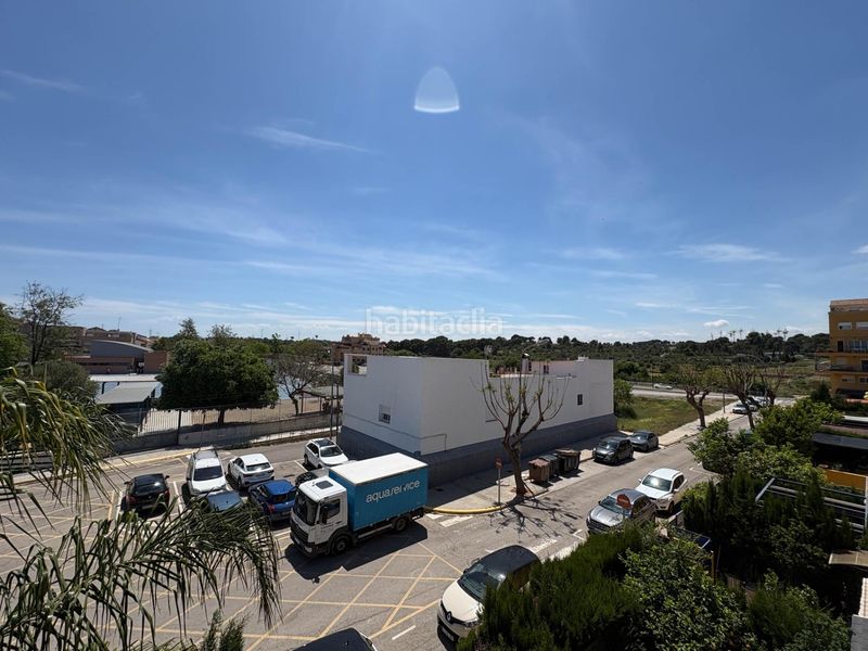 Foto 1a6c0900-33d5-41d8-a449-7267d12d1a60. Reihenhaus mit heizung parking pool in Centro Bétera