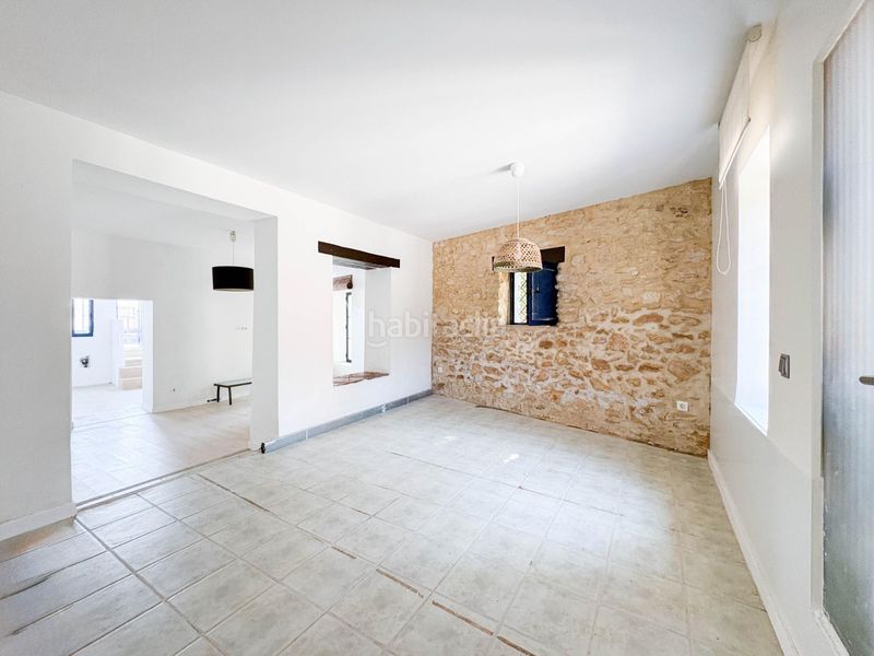 Foto 0d85f4b8-894f-422f-a816-b6e3b61e052a. Casa amb aparcament a Riba - roja de Túria